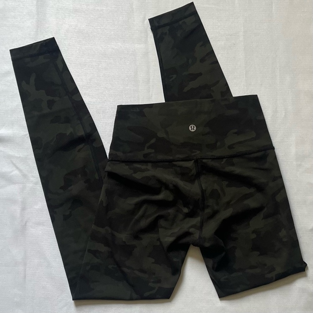 4 Lululemon Wunder  High-Rise Leggings Incognito Gator Camo Green